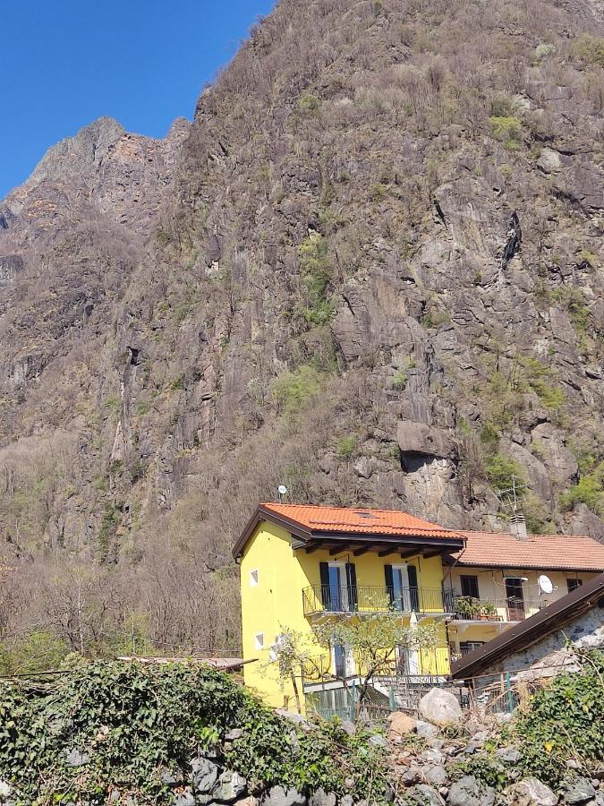La Casina Di Tati Villa Mergozzo Luaran gambar